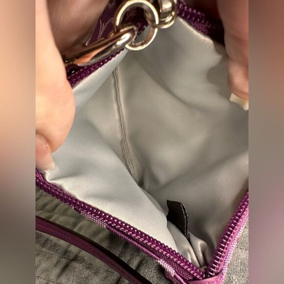 COACH Signature C Jacquard
Wristlet - Purple Leather Trim - New with Min… - Picture 11 of 17